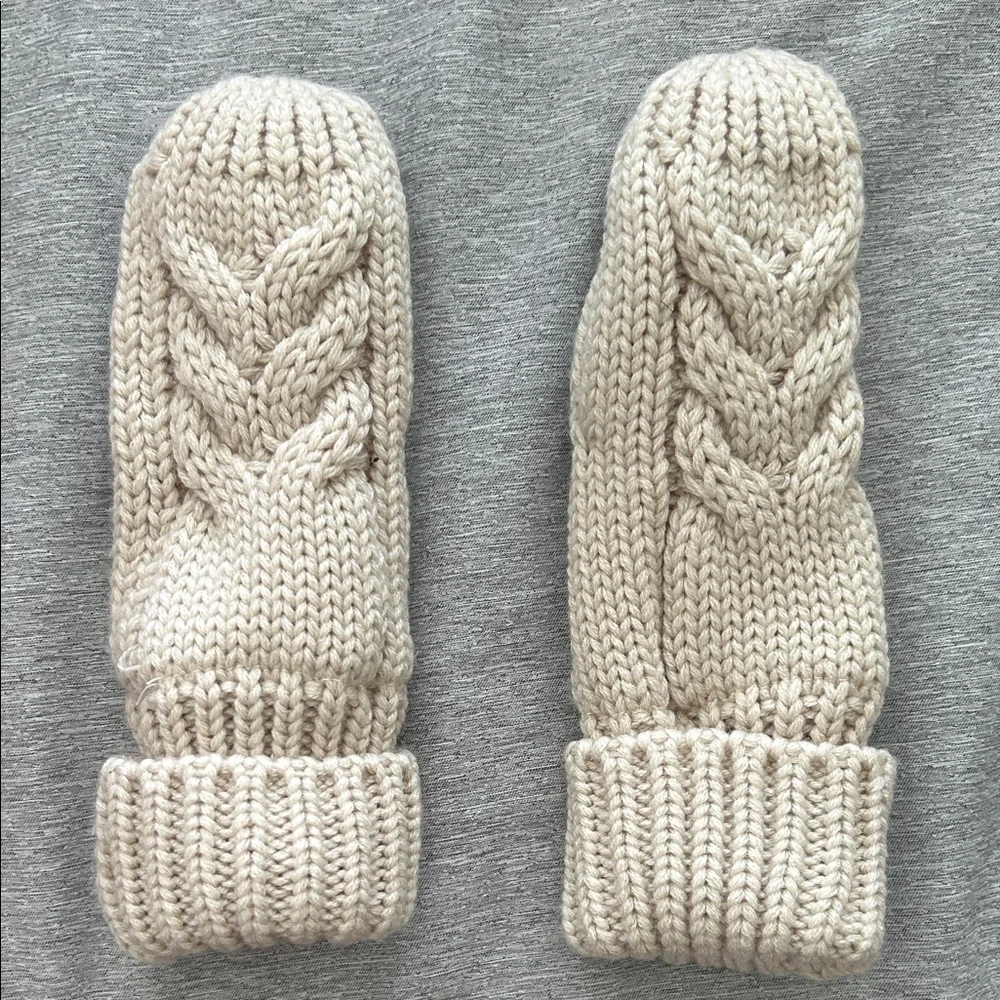 GAP Baby Cream Mittens - One Size